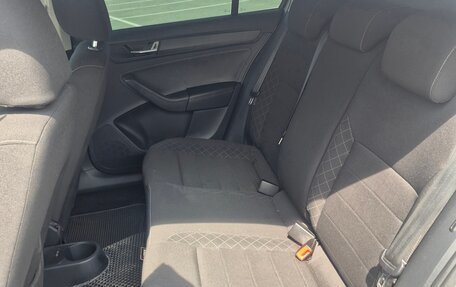 Skoda Rapid II, 2021 год, 1 399 000 рублей, 12 фотография
