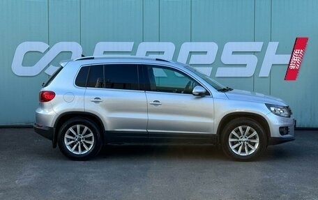 Volkswagen Tiguan I, 2011 год, 1 079 000 рублей, 5 фотография
