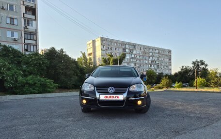 Volkswagen Jetta VI, 2010 год, 965 000 рублей, 9 фотография