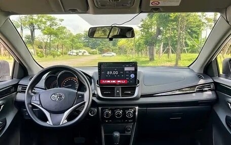 Toyota Yaris XP150 рестайлинг, 2023 год, 1 600 000 рублей, 4 фотография