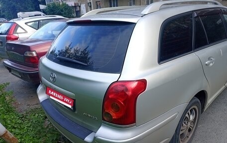 Toyota Avensis III рестайлинг, 2006 год, 900 000 рублей, 6 фотография