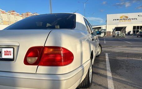 Mercedes-Benz E-Класс, 1996 год, 475 000 рублей, 6 фотография