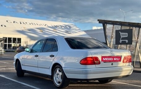 Mercedes-Benz E-Класс, 1996 год, 475 000 рублей, 4 фотография