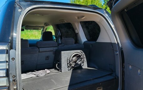 Toyota Land Cruiser Prado 150 рестайлинг 2, 2011 год, 3 100 000 рублей, 8 фотография