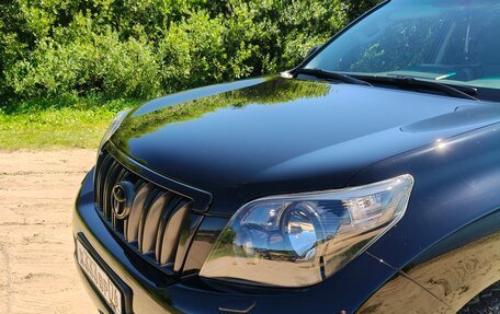 Toyota Land Cruiser Prado 150 рестайлинг 2, 2011 год, 3 100 000 рублей, 15 фотография