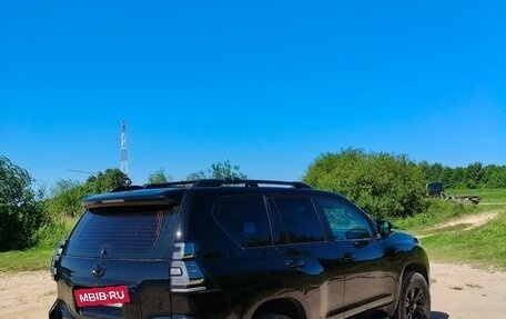 Toyota Land Cruiser Prado 150 рестайлинг 2, 2011 год, 3 100 000 рублей, 5 фотография