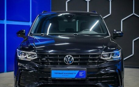 Volkswagen Tiguan II, 2021 год, 3 495 000 рублей, 4 фотография