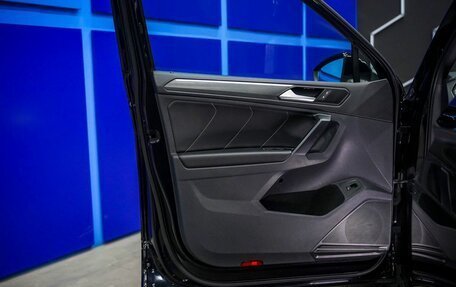 Volkswagen Tiguan II, 2021 год, 3 495 000 рублей, 15 фотография