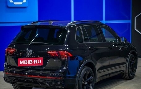 Volkswagen Tiguan II, 2021 год, 3 495 000 рублей, 7 фотография