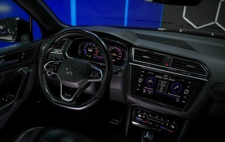 Volkswagen Tiguan II, 2021 год, 3 495 000 рублей, 26 фотография
