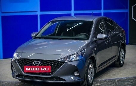 Hyundai Solaris II рестайлинг, 2021 год, 1 760 000 рублей, 2 фотография