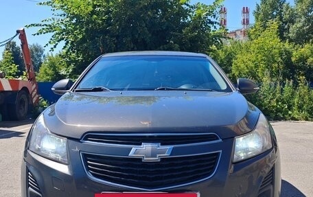 Chevrolet Cruze II, 2014 год, 675 000 рублей, 3 фотография
