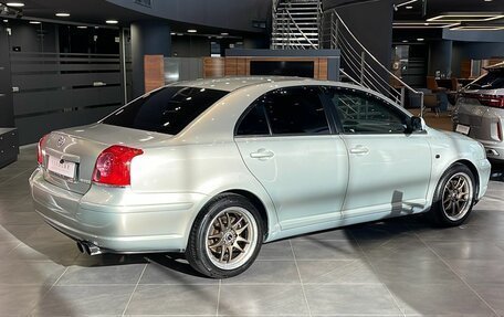 Toyota Avensis III рестайлинг, 2005 год, 780 000 рублей, 4 фотография