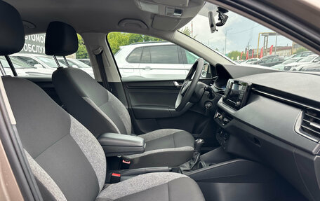 Skoda Rapid II, 2022 год, 1 600 000 рублей, 19 фотография