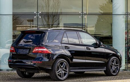 Mercedes-Benz M-Класс, 2015 год, 2 355 000 рублей, 6 фотография