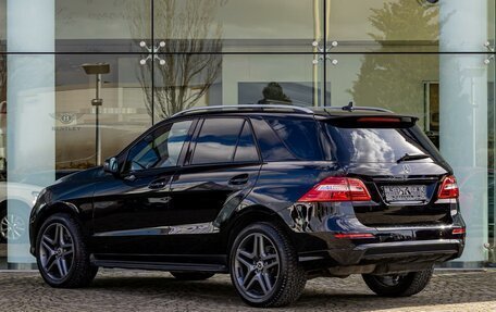 Mercedes-Benz M-Класс, 2015 год, 2 355 000 рублей, 4 фотография