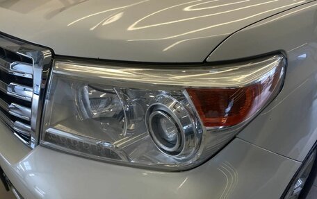 Toyota Land Cruiser 200, 2012 год, 3 150 000 рублей, 13 фотография