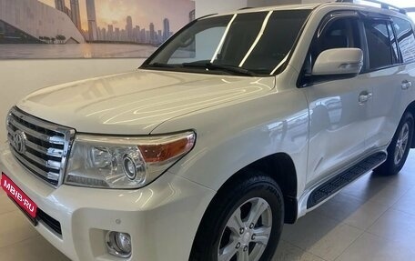 Toyota Land Cruiser 200, 2012 год, 3 150 000 рублей, 1 фотография