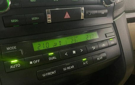 Toyota Land Cruiser 200, 2012 год, 3 150 000 рублей, 21 фотография