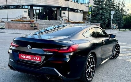BMW 8 серия, 2021 год, 8 000 000 рублей, 13 фотография