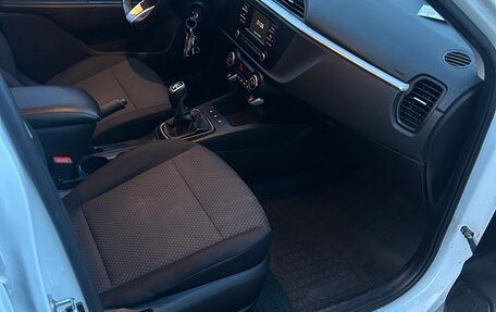 KIA Rio IV, 2020 год, 1 400 000 рублей, 9 фотография
