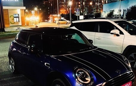 MINI Hatch, 2020 год, 1 700 000 рублей, 5 фотография