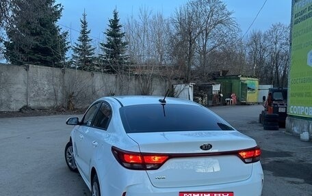KIA Rio IV, 2020 год, 1 400 000 рублей, 6 фотография
