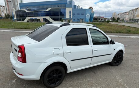 Renault Logan I, 2013 год, 325 000 рублей, 2 фотография