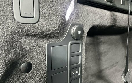 Land Rover Discovery IV, 2019 год, 3 900 000 рублей, 19 фотография