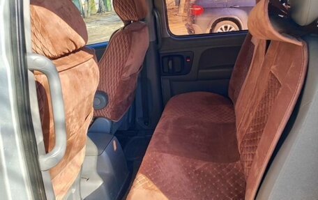 Hyundai Grand Starex Grand Starex I рестайлинг 2, 2010 год, 700 000 рублей, 2 фотография