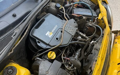 Renault Kangoo II рестайлинг, 2002 год, 100 000 рублей, 9 фотография