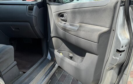 Mazda MPV II, 2004 год, 420 000 рублей, 16 фотография
