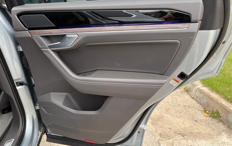 Volkswagen Touareg III, 2023 год, 7 900 000 рублей, 14 фотография