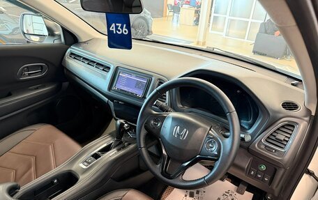 Honda Vezel, 2014 год, 1 499 000 рублей, 11 фотография