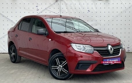 Renault Logan II, 2018 год, 990 000 рублей, 2 фотография