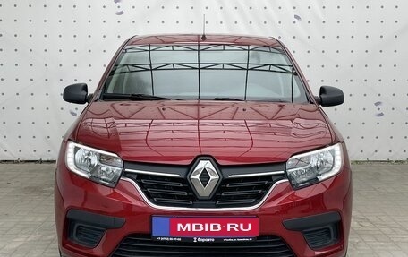 Renault Logan II, 2018 год, 990 000 рублей, 3 фотография