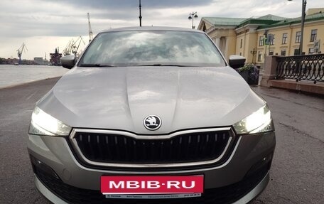 Skoda Rapid II, 2021 год, 1 990 000 рублей, 1 фотография