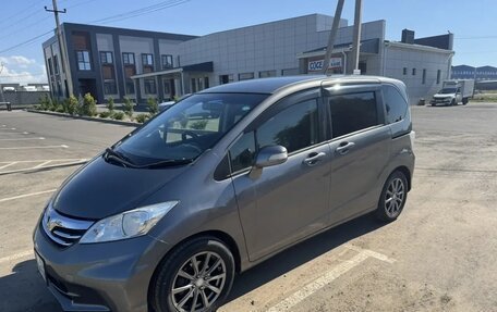 Honda Freed I, 2012 год, 1 070 000 рублей, 3 фотография
