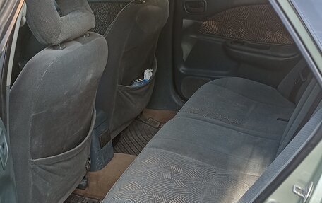Toyota Avensis III рестайлинг, 1998 год, 270 000 рублей, 3 фотография