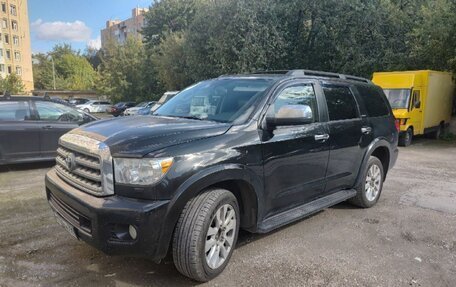 Toyota Sequoia II рестайлинг, 2010 год, 2 750 000 рублей, 2 фотография