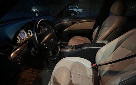 Mercedes-Benz E-Класс, 2008 год, 925 000 рублей, 11 фотография