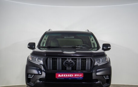 Toyota Land Cruiser Prado 150 рестайлинг 2, 2015 год, 3 199 000 рублей, 3 фотография