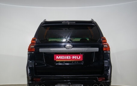Toyota Land Cruiser Prado 150 рестайлинг 2, 2015 год, 3 199 000 рублей, 6 фотография