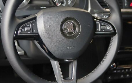 Skoda Rapid I, 2017 год, 999 000 рублей, 11 фотография