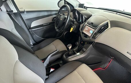 Chevrolet Cruze II, 2014 год, 559 000 рублей, 10 фотография