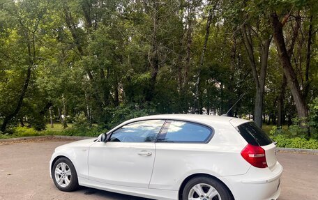 BMW 1 серия, 2011 год, 710 000 рублей, 7 фотография
