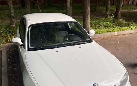 BMW 1 серия, 2011 год, 710 000 рублей, 9 фотография