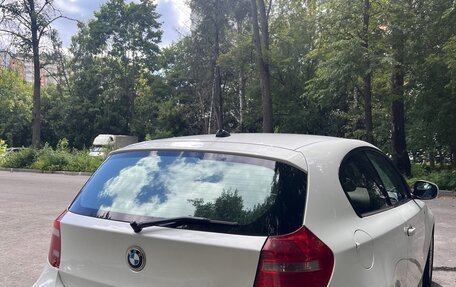 BMW 1 серия, 2011 год, 710 000 рублей, 14 фотография