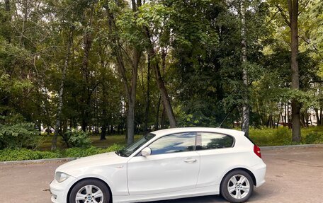 BMW 1 серия, 2011 год, 710 000 рублей, 4 фотография