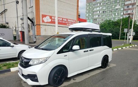 Honda Stepwgn IV, 2015 год, 1 680 000 рублей, 3 фотография